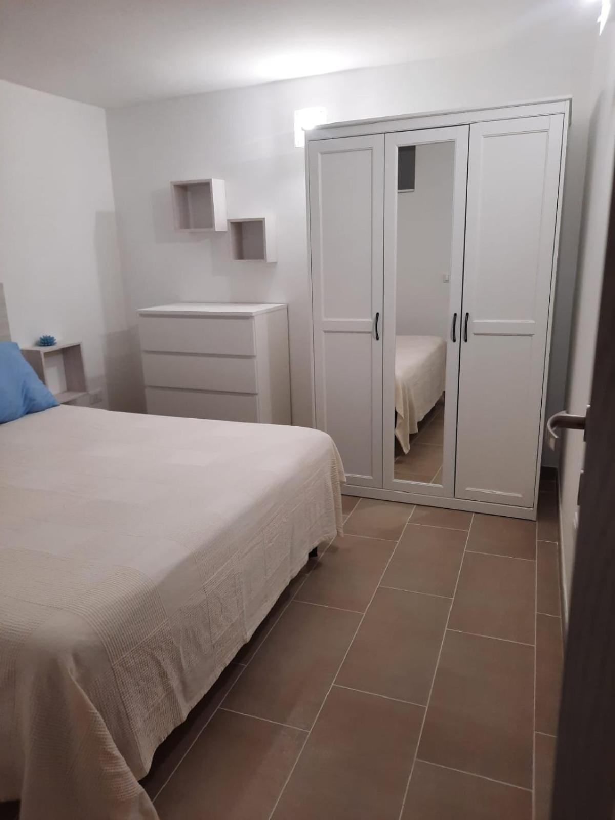 Perla Bianca Villa Marina di Lizzano Buitenkant foto
